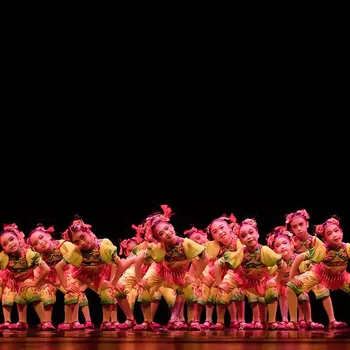 Детски празнични танцови костюми за момичета в стил Сяо Хъ, костюми за сценични изяви, нови костюми стриктно да се изисква, костюм за изяви
