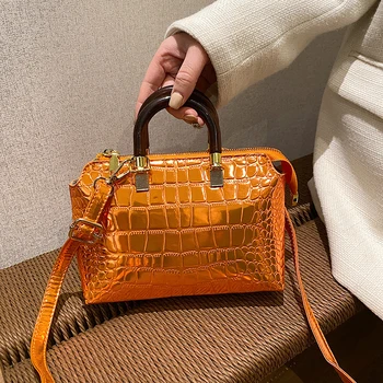 Дамска чанта 2023, Нова лъскава пролетно чанта-тоут, Чанта през рамо за жени, златна чанта с каменен модел, Кожени чанти през рамо