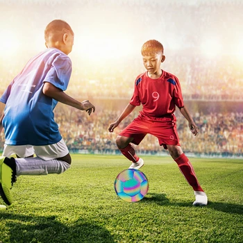 Светлинен футболна топка с Размер 4/5 с голографией, отразяваща футболна топка, защита от изтичане на въздух с надуваеми устройство, отлична еластичност за деца и възрастни